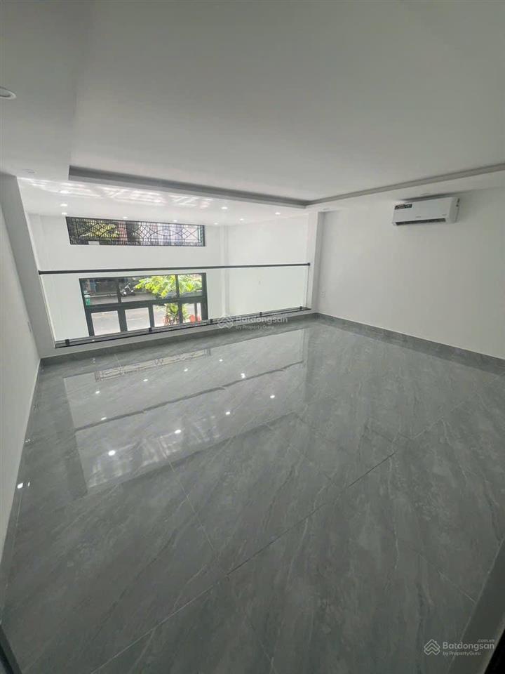 Chính chủ cho thuê nhà nguyên căn 2.5 tầng mai hắc đế 100m2 ngang 5m  30tr/tháng