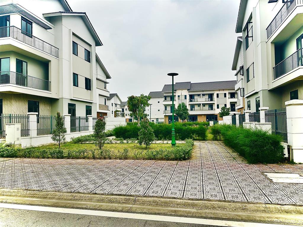 Miễn lãi  miễn gốc 24 tháng bán căn góc vườn hoa tại khu đô thị vsip  bắc ninh