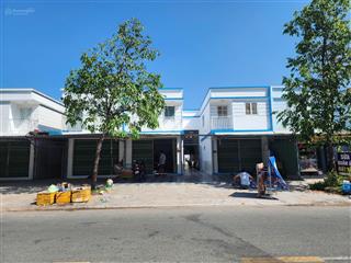 Dãy trọ dòng tiền  mặt tiền đường kcn bàu bàng