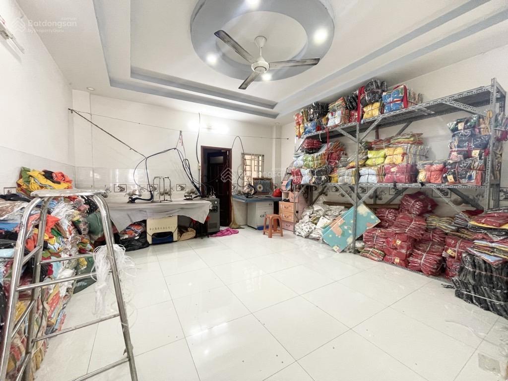 Ngay eaon hẻm 8m dt~100m2  dtsàn 260m2 {5 x 16}  4tầng  6pn  5wc nhỉnh 8 tỷ hương lộ 3