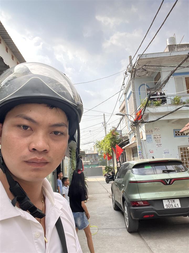 Ngay eaon hẻm 8m dt~100m2  dtsàn 260m2 {5 x 16}  4tầng  6pn  5wc nhỉnh 8 tỷ hương lộ 3