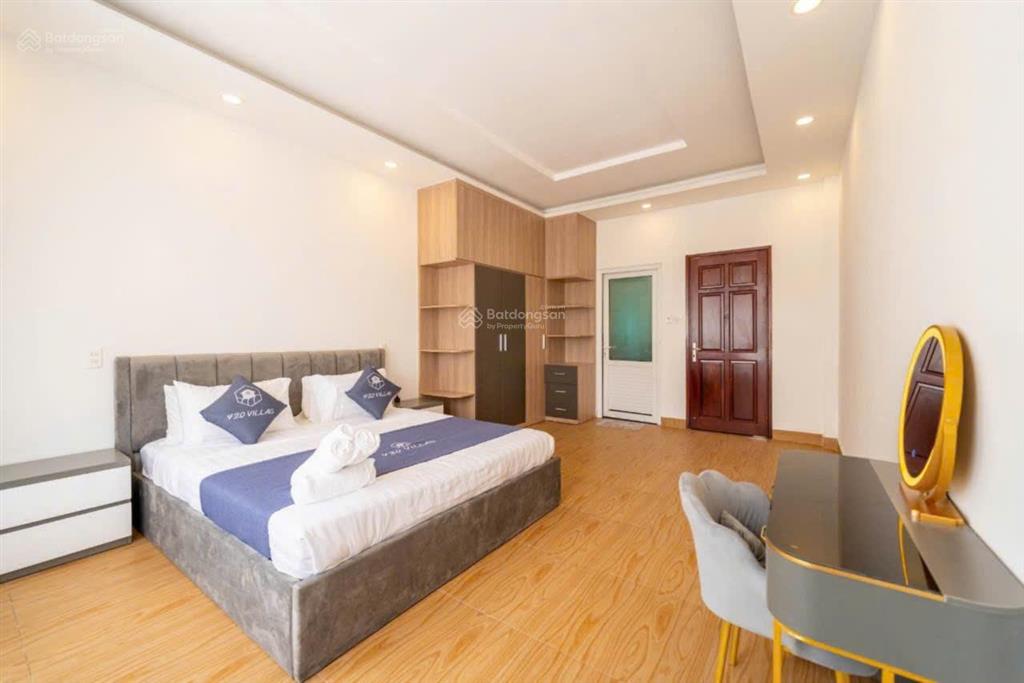 Bán nhà mt nguyễn bá huân, thảo điền q2, 7,5x27m cn 205m², 4 tầng hồ bơi, 30 tỷ