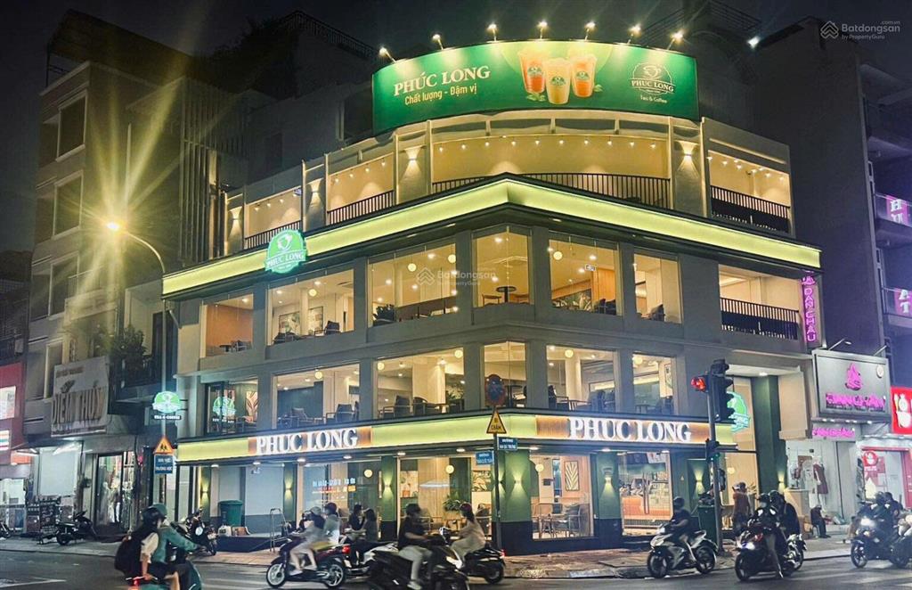 Tin thật 100% góc 2 mt lãnh binh thăng, p8, quận 11  dt 9.3x18  5 tầng  hđt 205tr  65.8 tỷ