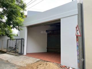 Cho thuê kho 101m2 nguyễn thị minh khai 2 mặt đường nhựa có văn phòng & phòng ngủ