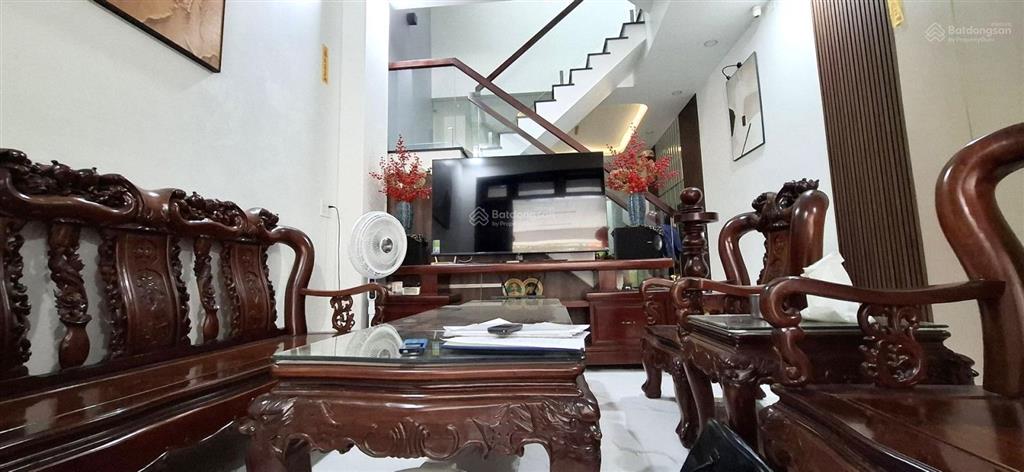 Mặt tiền kinh doanh lê hồng phong dĩ an  4,5x25  có pn trệt  dòng tiền ổn định  giá chỉ 6x tỷ
