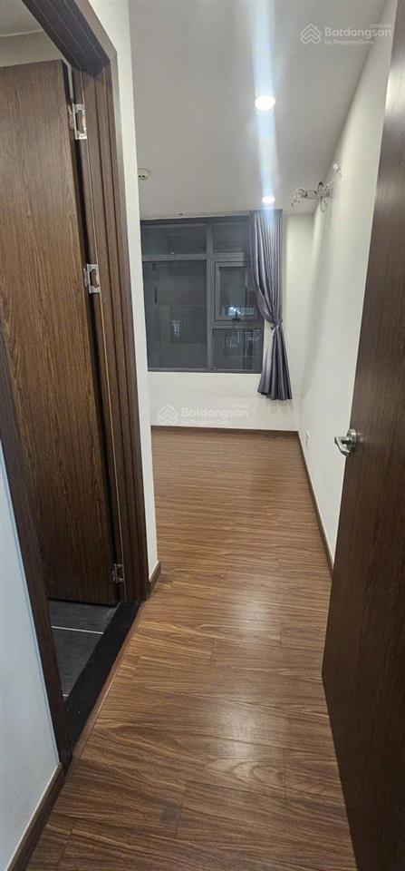 Bán ch phú đông premier 3,350 tỷ/ 2pn 2wc/70m2,view ngoài,sổ sẵn,hổ trợ vay 80%.  0986 632 ***