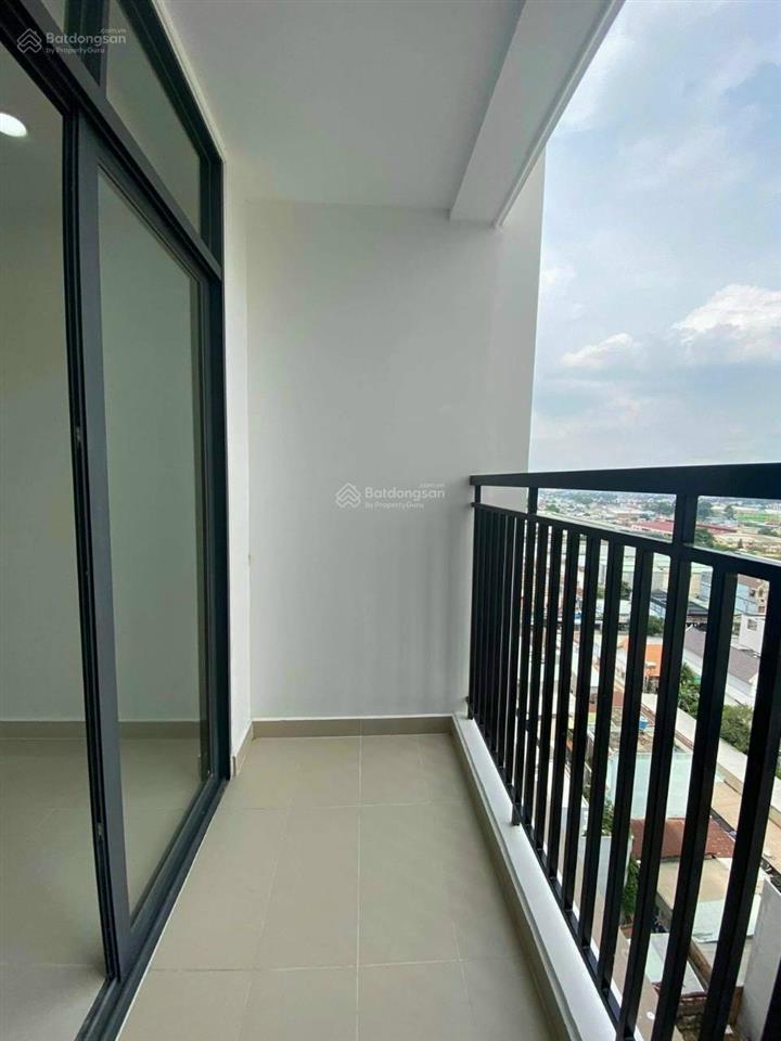 Bán ch phú đông premier 3,350 tỷ/ 2pn 2wc/70m2,view ngoài,sổ sẵn,hổ trợ vay 80%.  0986 632 ***