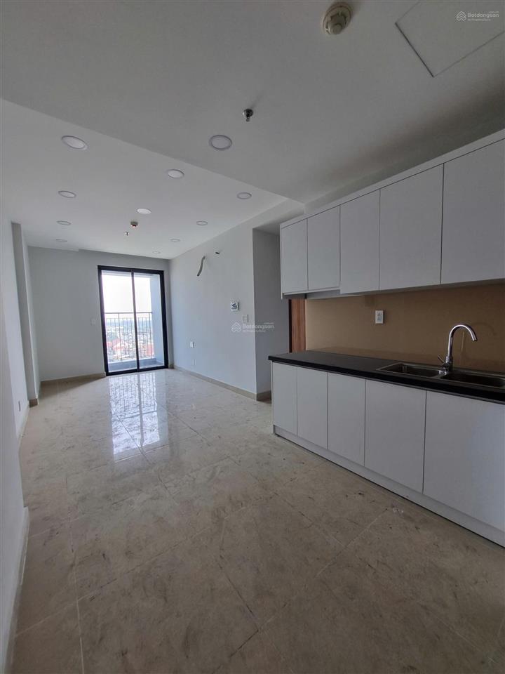 Cho thuê ch chung cư phúc đạt tower, 2pn2wc có nội thất cơ bản, cọc 1 tháng, giá 6,5tr,ở liền