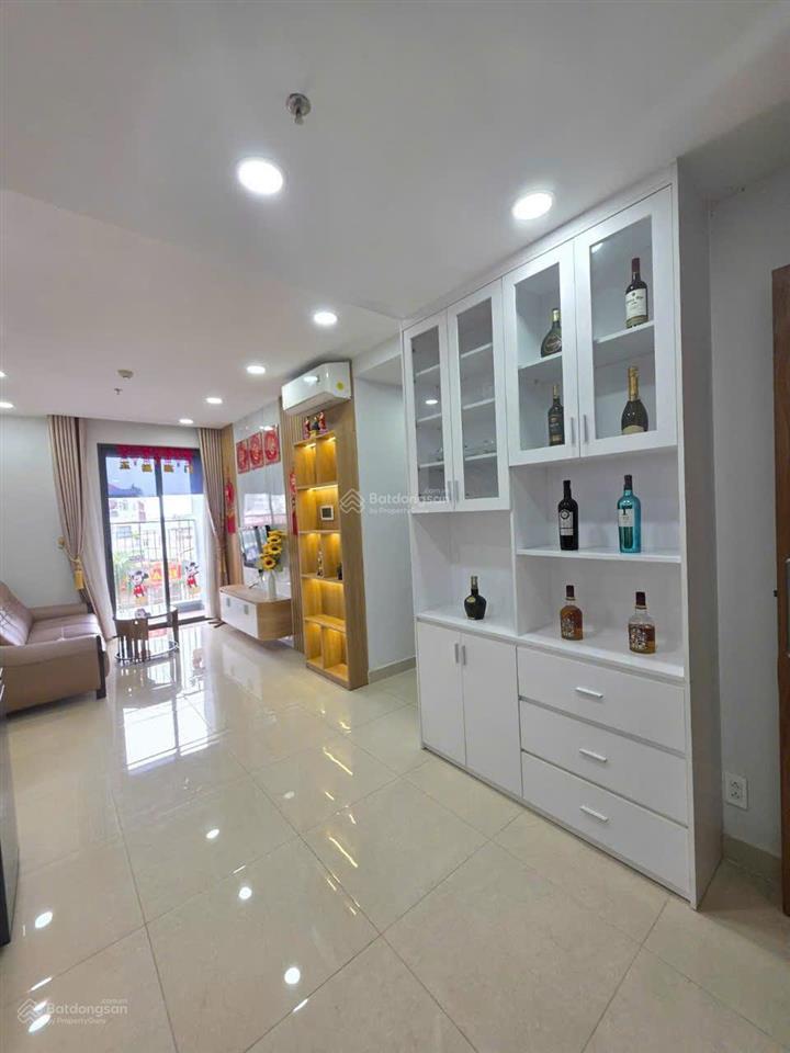 Bán căn hộ phúc đạt tower 2pn 2wc 61m2 full nội thất 2,4 tỷ,sổ sẵn,hổ trợ vay 1,8 tỷ. 0986 632 ***