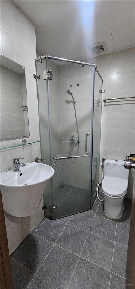 Bán ch bcons garden 2pn 2wc 57m2 tầng trung. giá chỉ 1,850 tỷ sổ sẵn không vay.  0938 859 ***