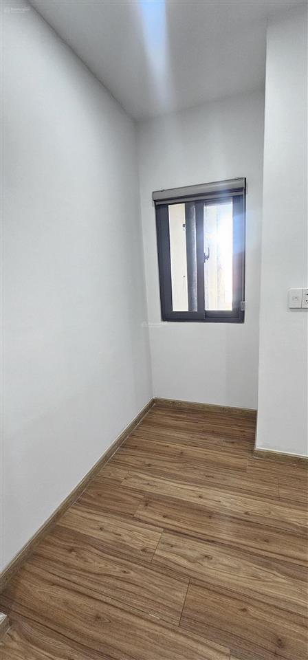 Bán ch bcons garden 2pn 2wc 57m2 tầng trung. giá chỉ 1,850 tỷ sổ sẵn không vay.  0938 859 ***