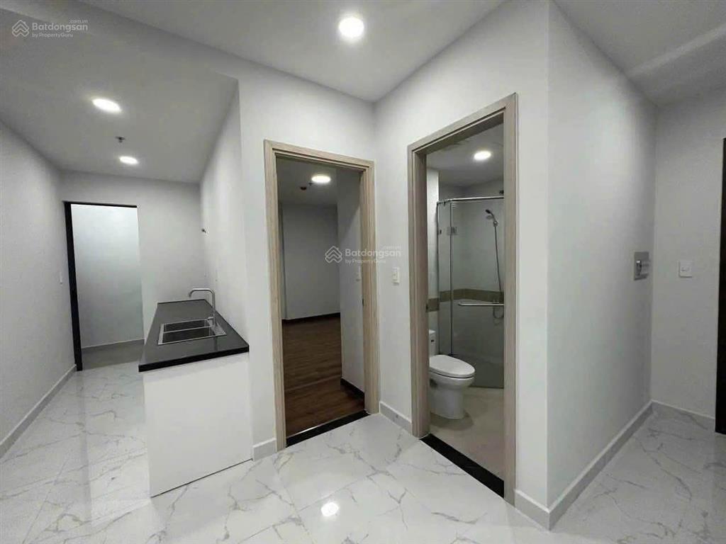 Cho thuê 2pn charm city ngay vincom dĩ an 70m2 giá 6tr