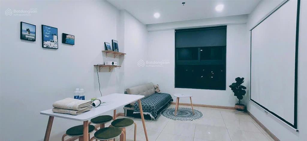 Bán 2pn2wc bcons garden sổ sẵn tặng nội thất giá 1,9 tỷ nhà như hình đăng