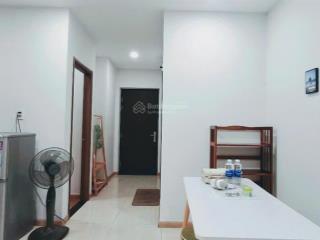 Bán 2pn2wc bcons garden sổ sẵn tặng nội thất giá 1,9 tỷ nhà như hình đăng