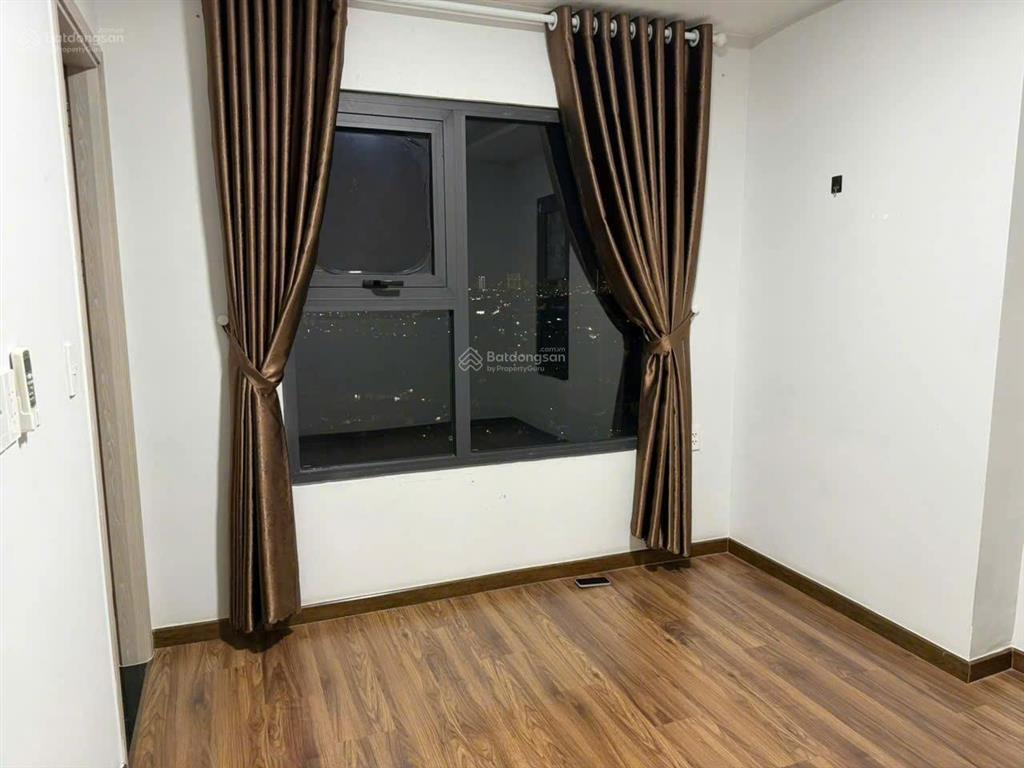Cho thuê 3pn charm city tháp ruby 8tr có sẵn 3 máy lạnh ở liền