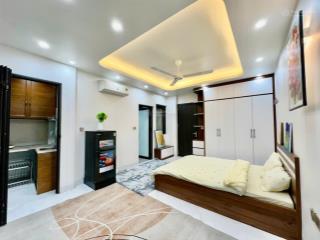 Cho thuê ccmn nhà mới luxury 1n1b