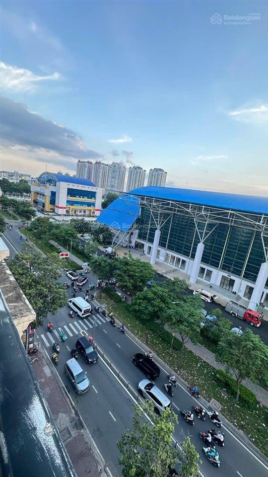 Cho thuê studio 39m ban công, full nội thất, thang máy, lý thường kiệt q10