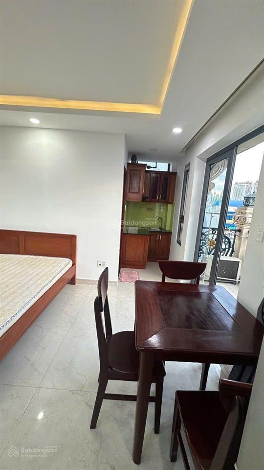 Cho thuê studio 39m ban công, full nội thất, thang máy, lý thường kiệt q10