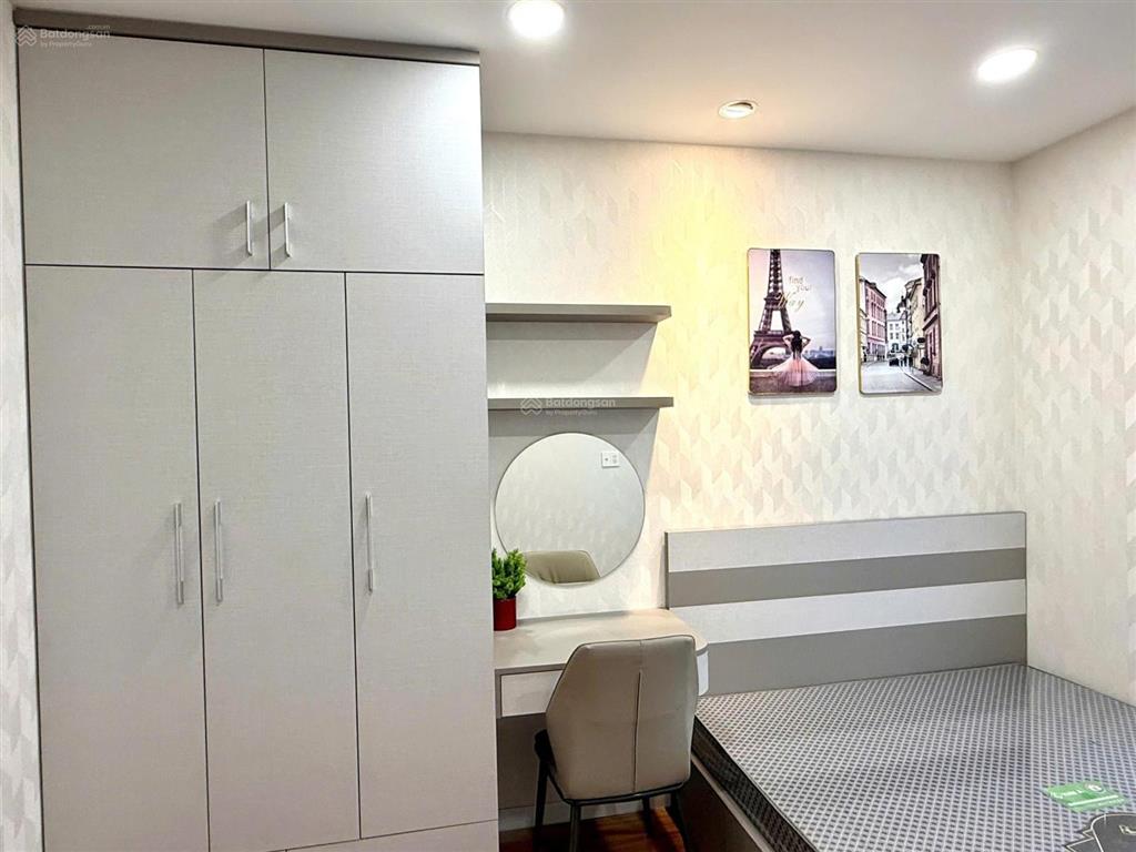 Hậu. bán chcc 312 lạc long quân. dt  65m2 2pn 2wc, giá 3 tỷ, có sổ (nhà đẹp + giá rẻ nhất)