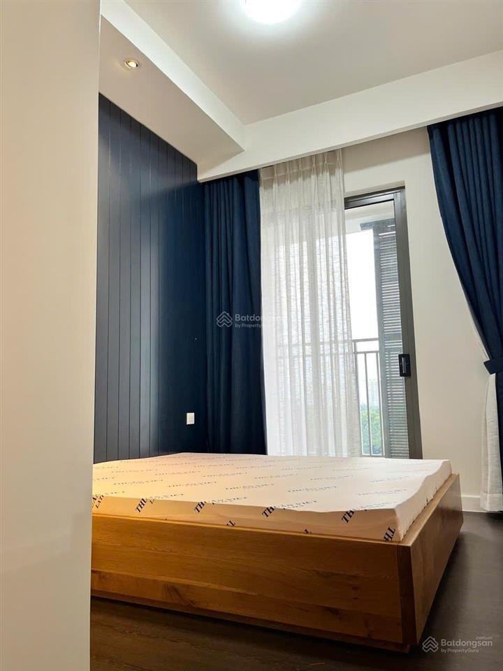 75m2 2pn 2wc giá 5 tỷ 500 (có sổ). bán chcc carillon 1, hoàng hoa thám, nhà đẹp