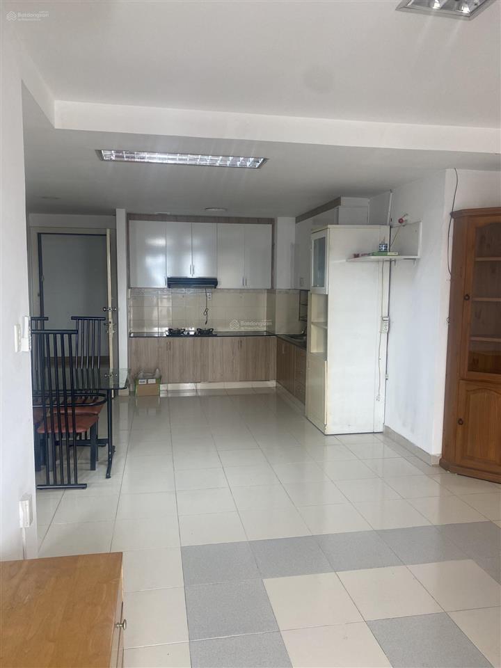 Bán chcc tại screc tower, quận 3, 5,5 tỷ, 92m2, 2pn, 2wc  tin thật 100%