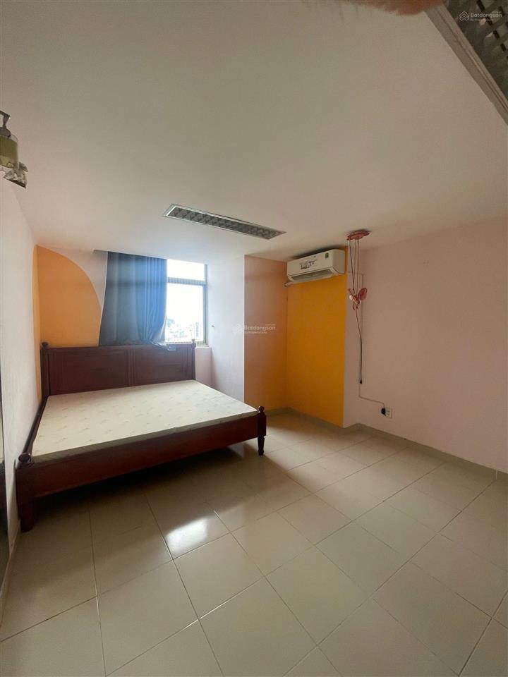 Bán chcc tại screc tower, quận 3, 5,5 tỷ, 92m2, 2pn, 2wc  tin thật 100%