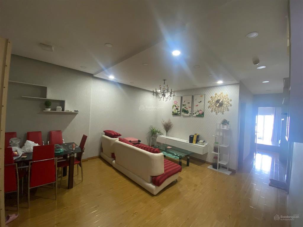 Bán căn hộ chung cư 2pn, 2wc tại oriental plaza 685 âu cơ, tân phú. 81m2 2pn 4,3 tỷ tin thật 100%