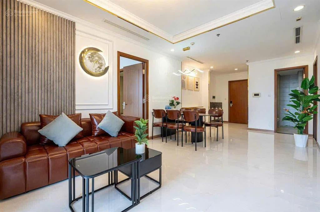 Hàng hiếm  bán chcc carillon 5, lũy bán bích. dt 55m2 1 phòng ngủ 1wc giá 3 tỷ + có sổ hồng