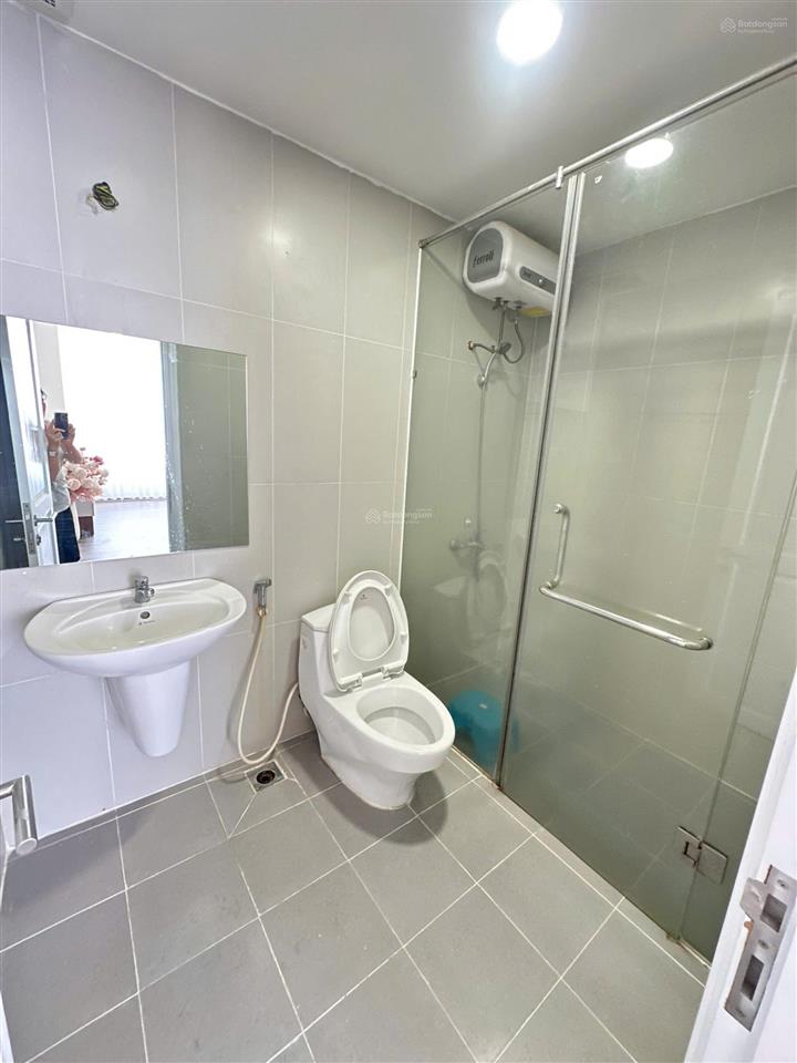 Bán chcc valeo, dt 80m2 2 phòng ngủ, 2wc, giá 4 tỷ 350 full nội thất + có sổ  tin thật 100%