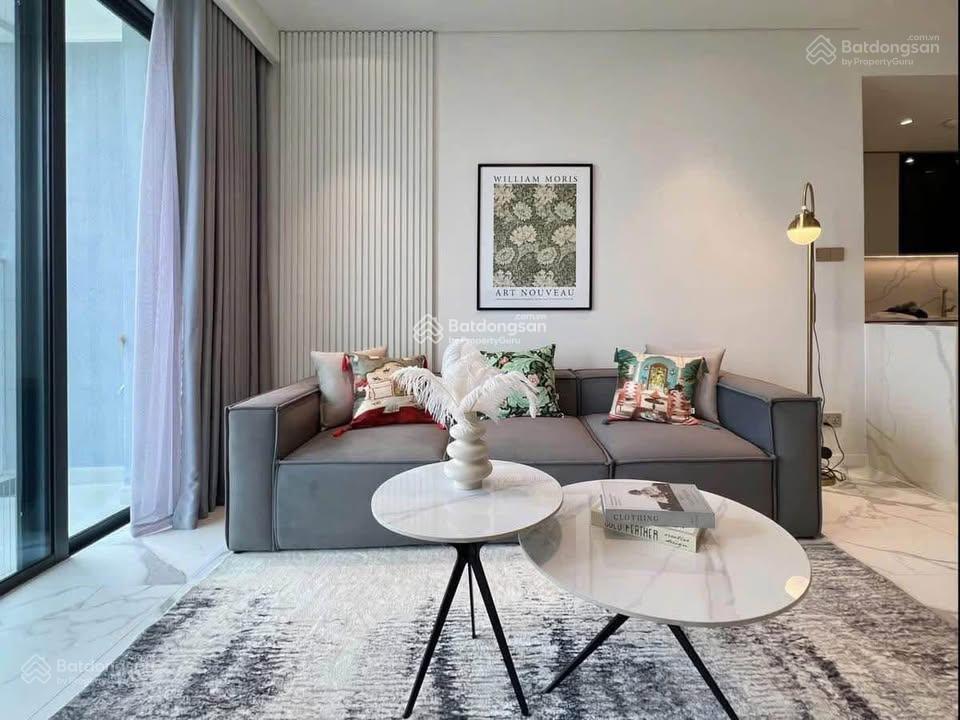 Cho thuê chcc 1 phòng ngủ, 1wc, 55m2, ở liền, 11 triệu tại screc tower, trường sa, p12, q3, hcm