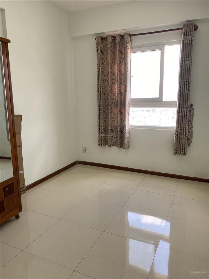 Bán chcc âu cơ tower, 75m², 2pn, 2wc, 4 tỷ. có sổ. trần cao hơn 3m. view thoáng. tin thật 100%