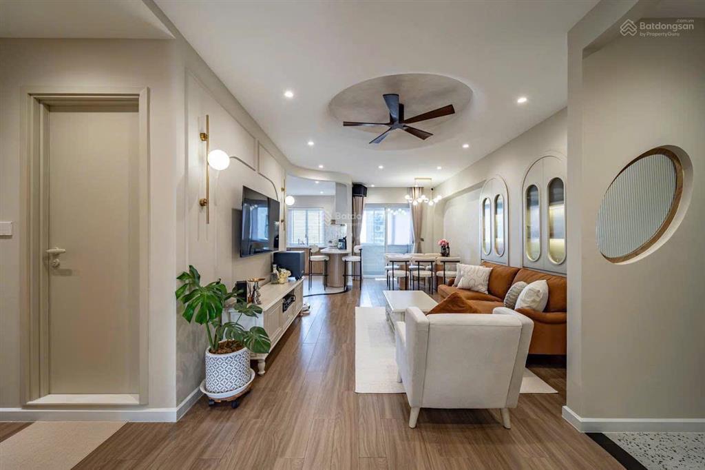 Bán chcc carillon apartment, 5,7 tỷ, 83m2, 2pn, 2wc tại hoàng hoa thám, tân bình, sổ hồng sẵn