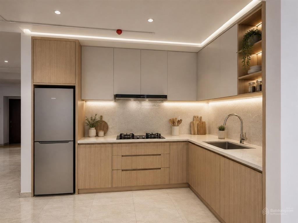 Bán chcc tại valeo đầm sen, 99m, 3 phòng ngủ, 2 wc, có ban công, giá 4 tỷ 750, hàng cực hiếm