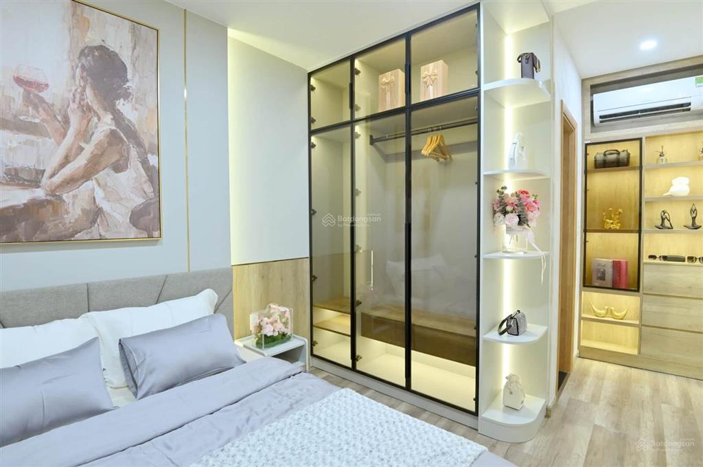 Bán chcc carillon 7, lương minh nguyệt, tân phú, dt 79m2, 2 phòng ngủ, 2wc, giá 4 tỷ 250, có sổ