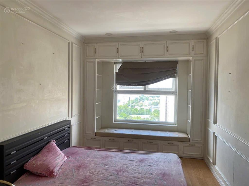 Bán căn 3 phòng ngủ, sổ hồng sẵn, giá 8,2 tỷ, hỗ trợ vay ngân hàng, xi grand court