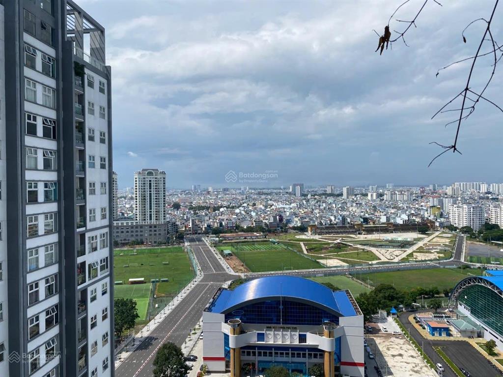 Bán căn 3 phòng ngủ, sổ hồng sẵn, giá 8,2 tỷ, hỗ trợ vay ngân hàng, xi grand court