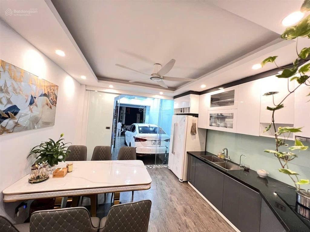 Bán nhà lk vip tô hiệu hà đông 70m2,6t,giá chỉ 17 tỷ