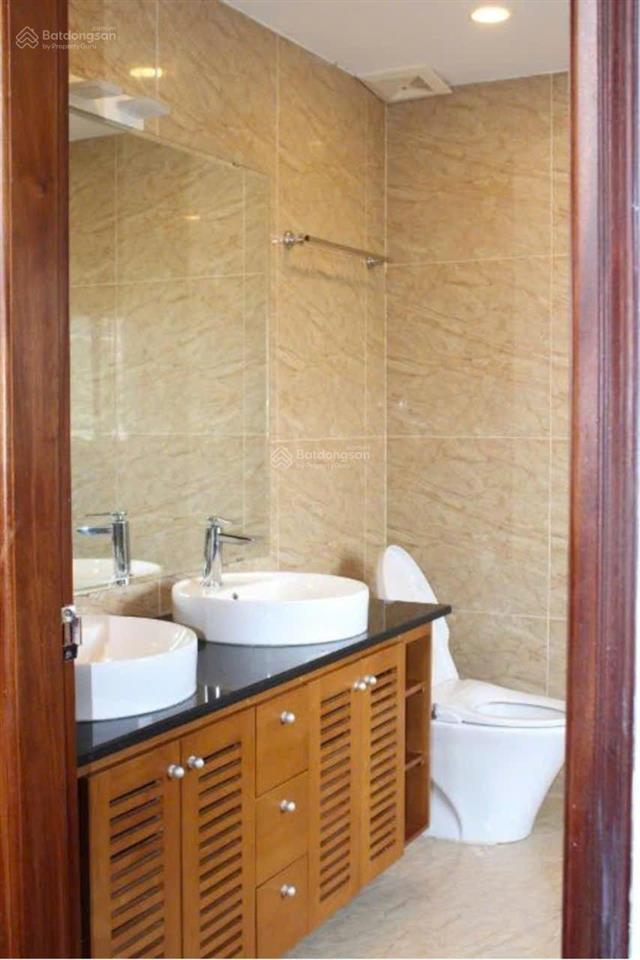 Bán căn hộ dịch vụ apartment 200m2 6 tầng hồ tây 75 tỷ