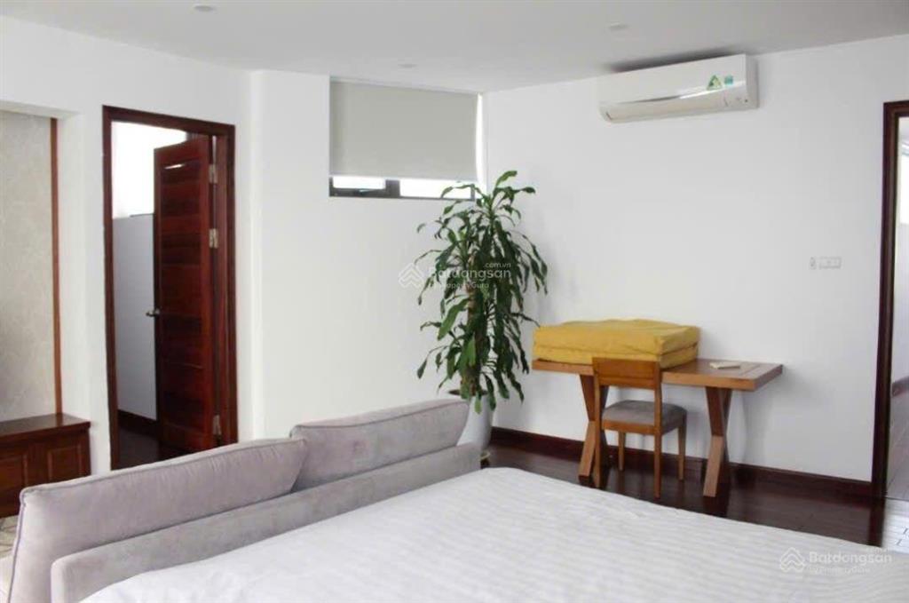 Bán căn hộ dịch vụ apartment 200m2 6 tầng hồ tây 75 tỷ
