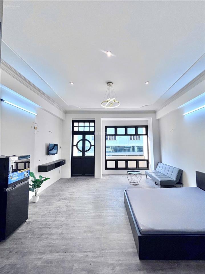 Cho thuê cc mini ban công 28m2, 1pn, 1wc tại huỳnh lan khanh, gần sân bay tân sơn nhất