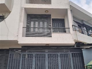 Nhỉnh 6 tỷ  nhà lê đức thọ  xe hơi ngủ nhà  dt 5x14 3 tầng btct  ở hoặc cho thuê