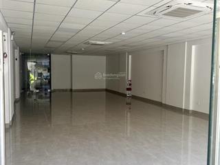 Cho thuê nhà mặt phố hàng bài dt 115m x 2t mt 6m thông sàn