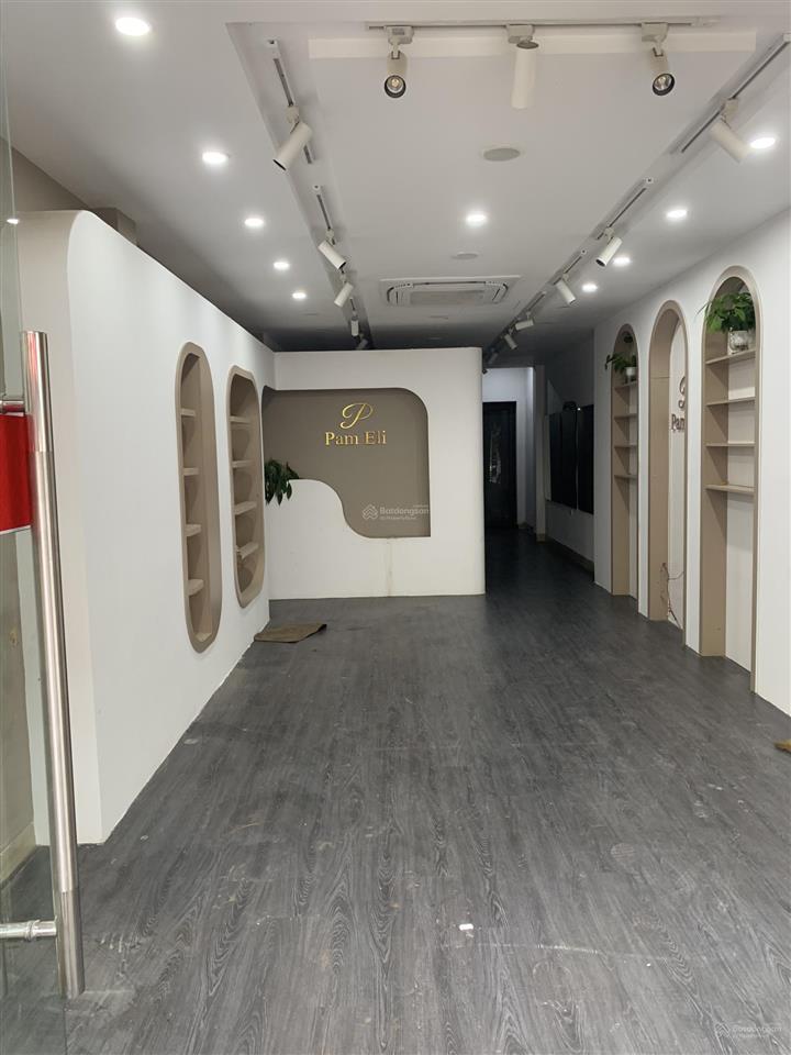 Cho thuê nhà mặt phố mai hắc đế, diện tích 100m2 x 7 tầng, mt 5.5m