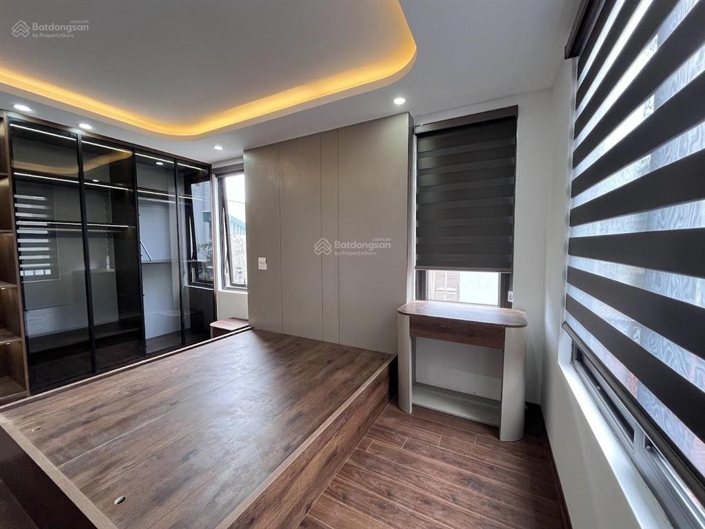 Bán nhà riêng trần đại nghĩa  hai bà trưng, lô góc, 6 tầng thang máy, nội thất xịn, gần phố