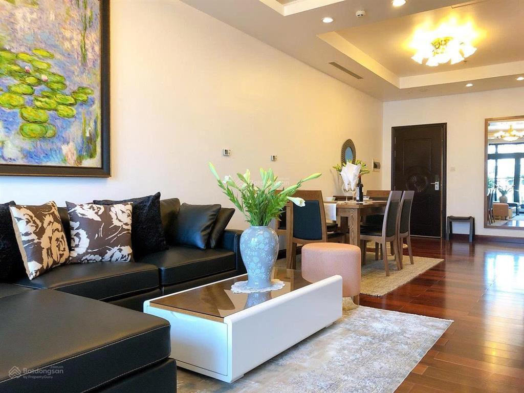 Cho thuê căn hộ 3 ngủ royal city, dt 115m2, nội thất đẹp, view thoáng, sẵn sàng giao nhà ngay