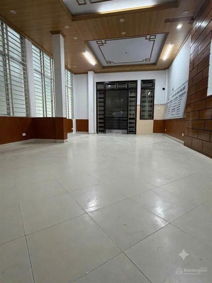 Cho thuê nhà kim ngưu  minh khai, hai bà trưng dt 60m x 4t, mt 4.2m thông sàn, vỉa hè kd đỉnh