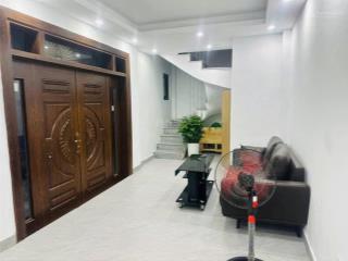 Cho thuê nhà riêng phố phúc xá  hồng hà, ba đình, dt 38m2, lô góc, 3pn đủ đồ, giao nhà ngay