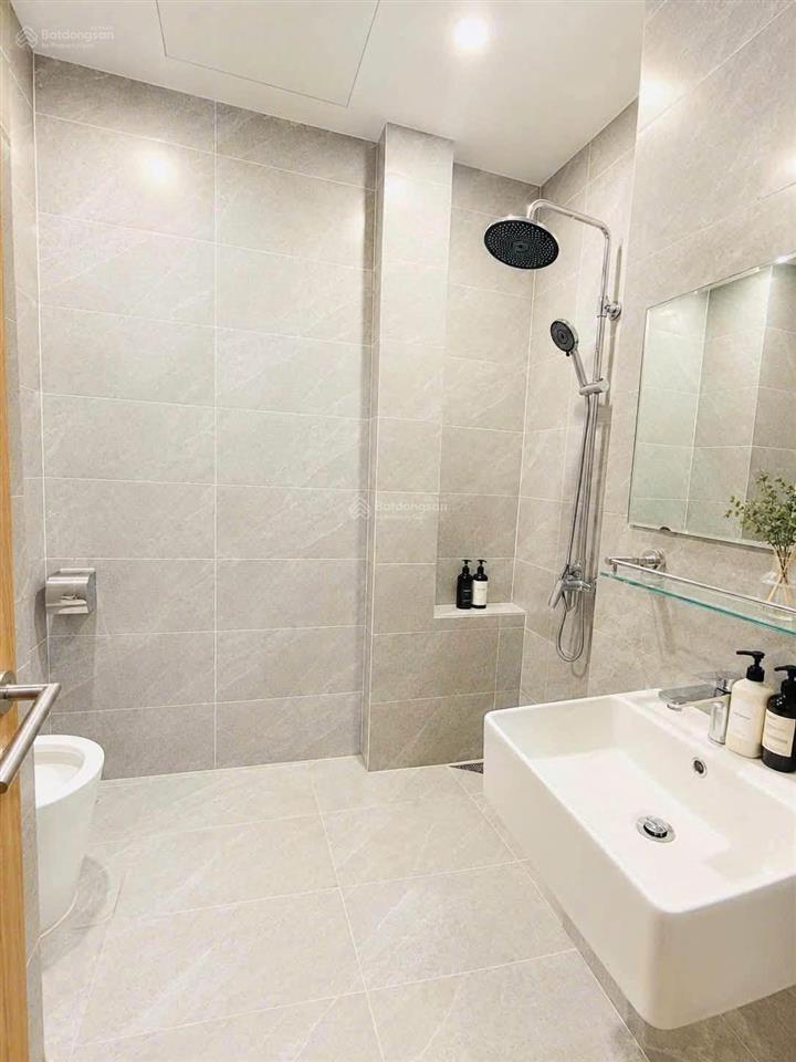 Cho thuê nhà riêng phố phúc xá  hồng hà, ba đình, dt 38m2, lô góc, 3pn đủ đồ, giao nhà ngay