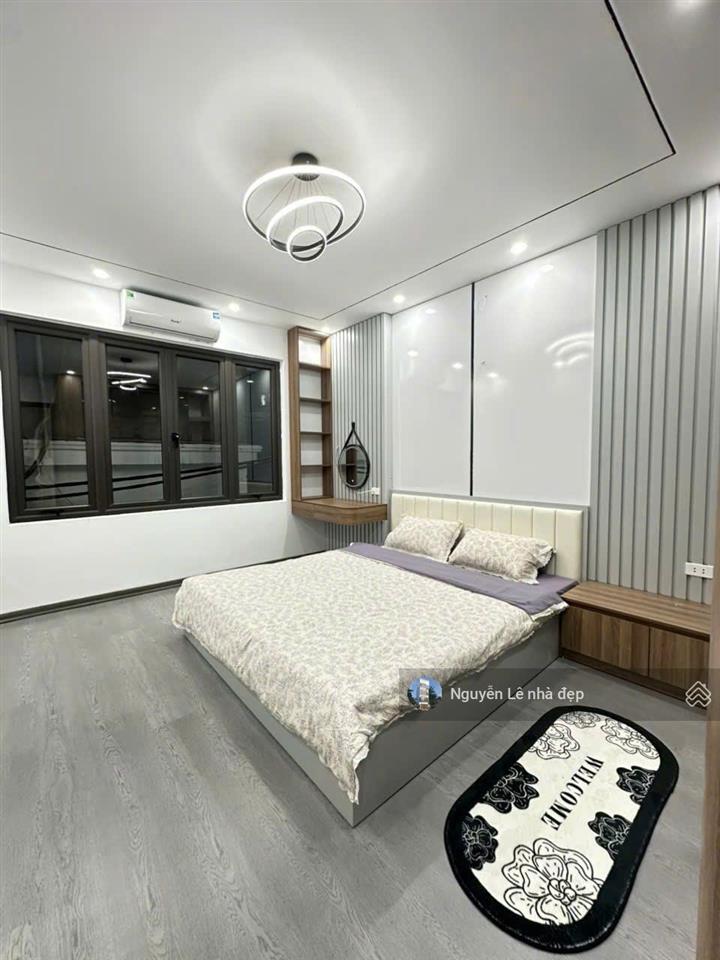 Trung tâm hai bà trưng  gần phố  nhà đẹp như mới  3 ngủ  ngõ thông  giá 9.25 tỷ