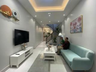 Nhà hai bà trưng 5 tầng 40m2 nở hậu ngõ thông chùa quỳnh gần ô tô 10.86 tỷ